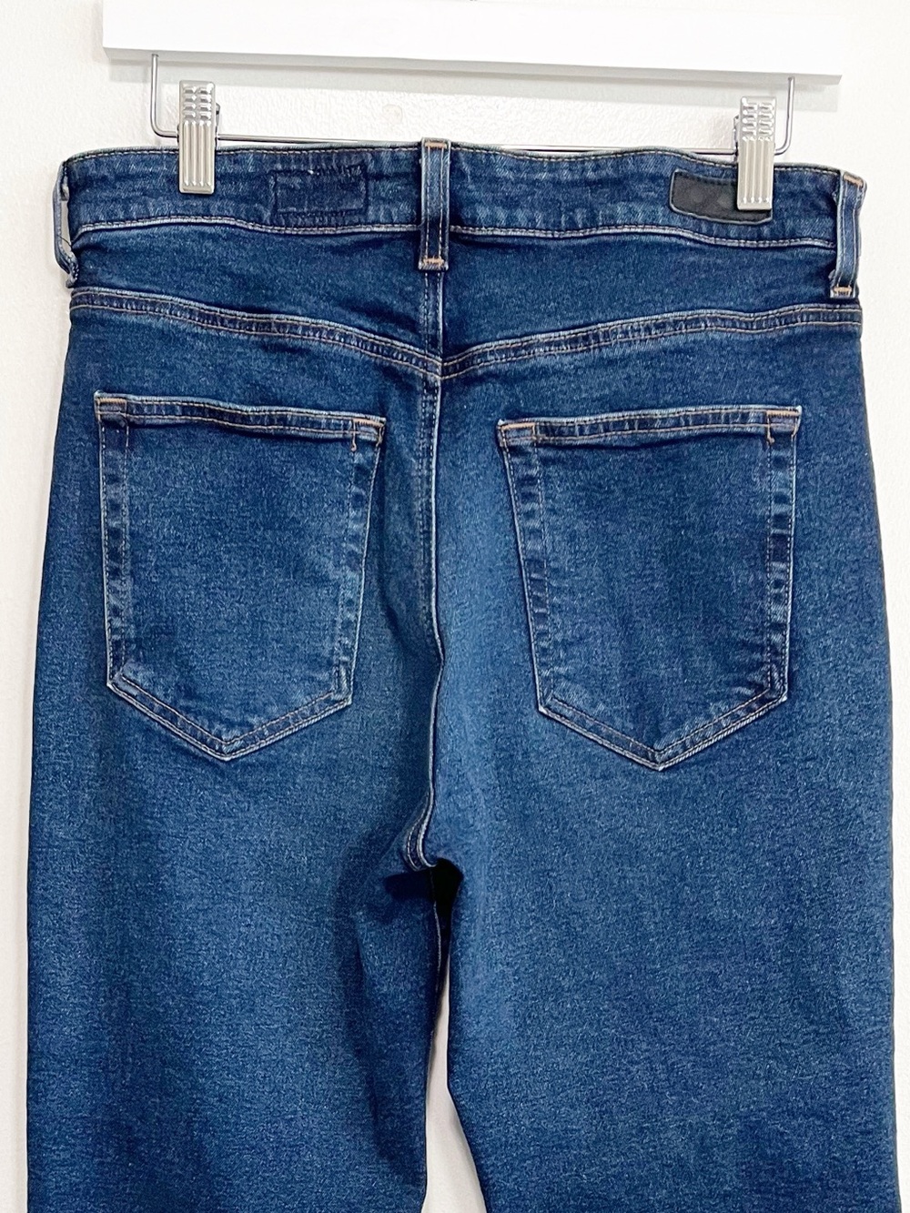 BOGO! AG Saige High Rise Straight Leg Jeans in Gondola Dark Wash size 31 - Picture 8 of 10